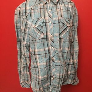 Men’s buckle shirt